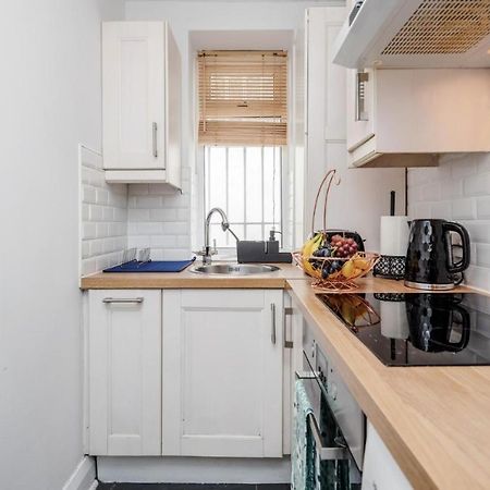 Stunning 2-Bed Apt - Free Parking - Camden - Central - Zoo - Shop - Events Лондон Екстер'єр фото