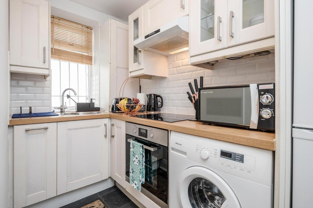 Stunning 2-Bed Apt - Free Parking - Camden - Central - Zoo - Shop - Events Лондон Екстер'єр фото