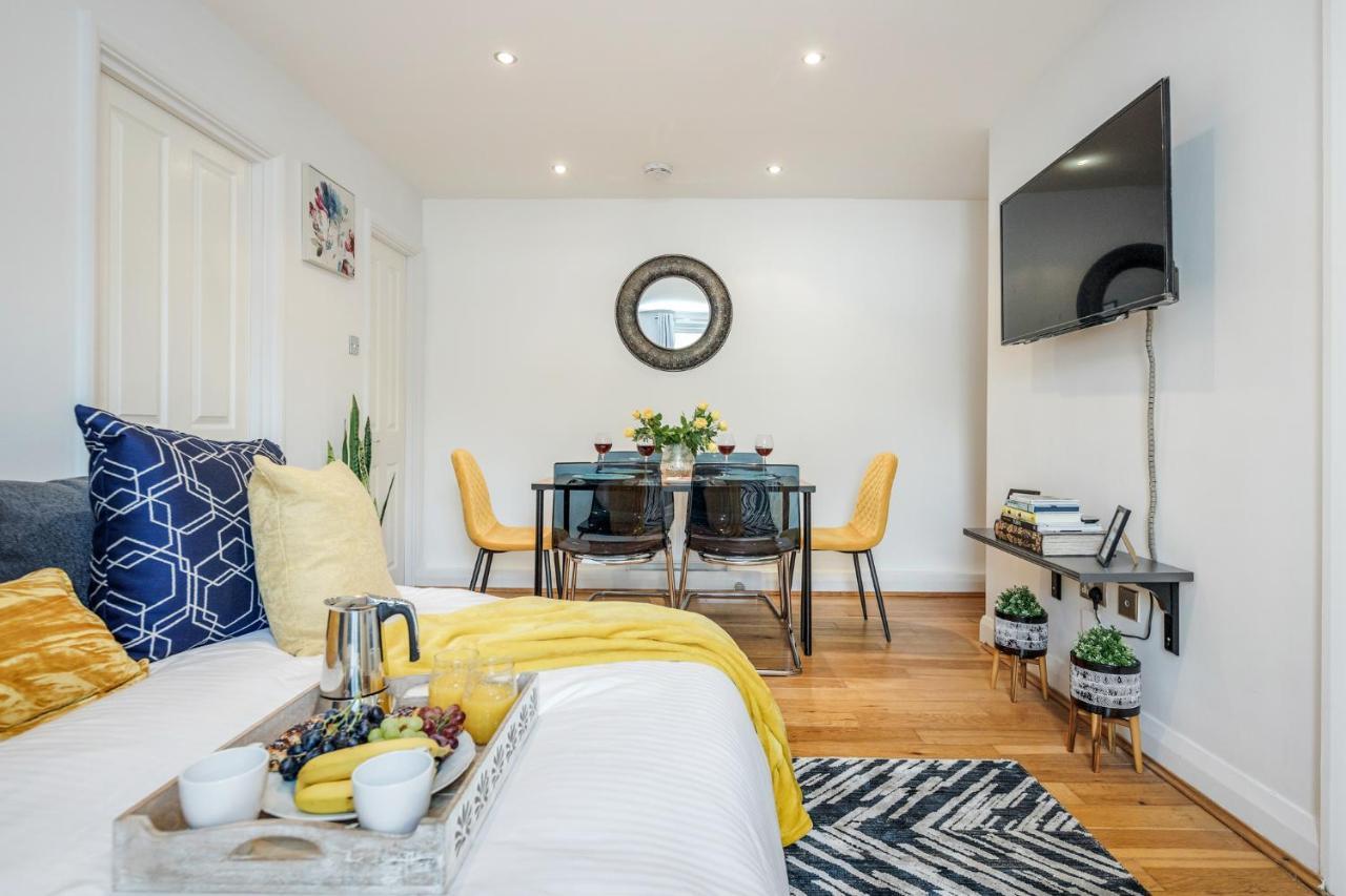 Stunning 2-Bed Apt - Free Parking - Camden - Central - Zoo - Shop - Events Лондон Екстер'єр фото